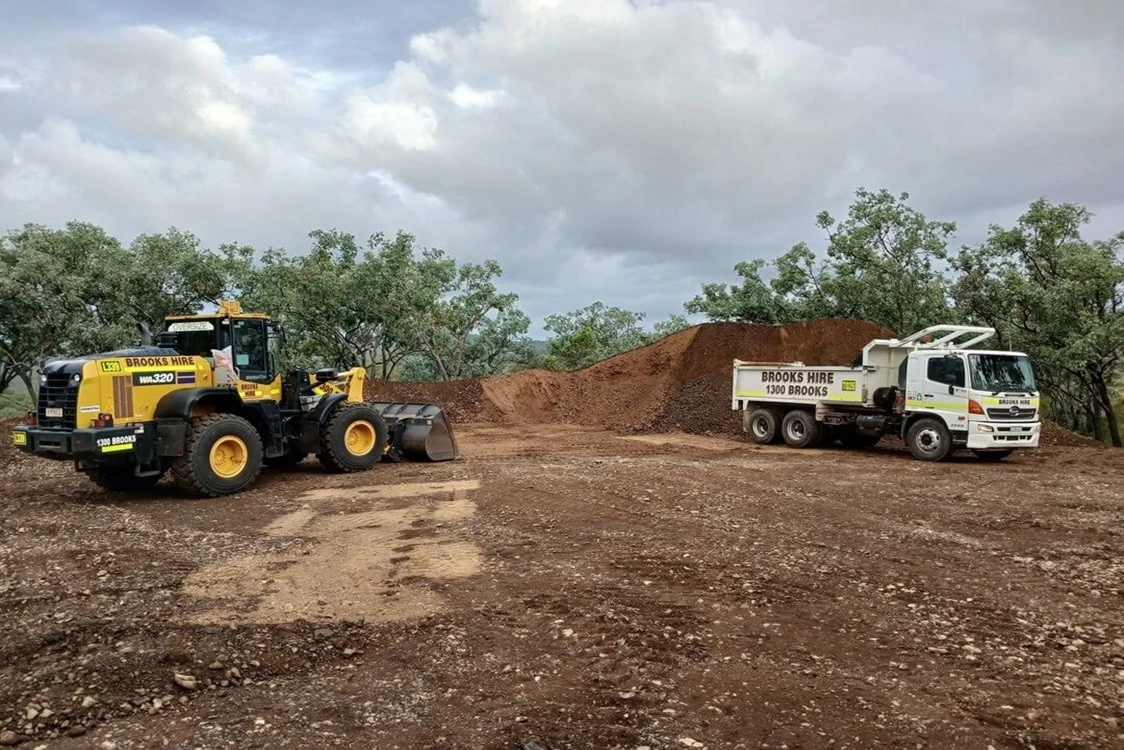 heavy earthmoving equipment services