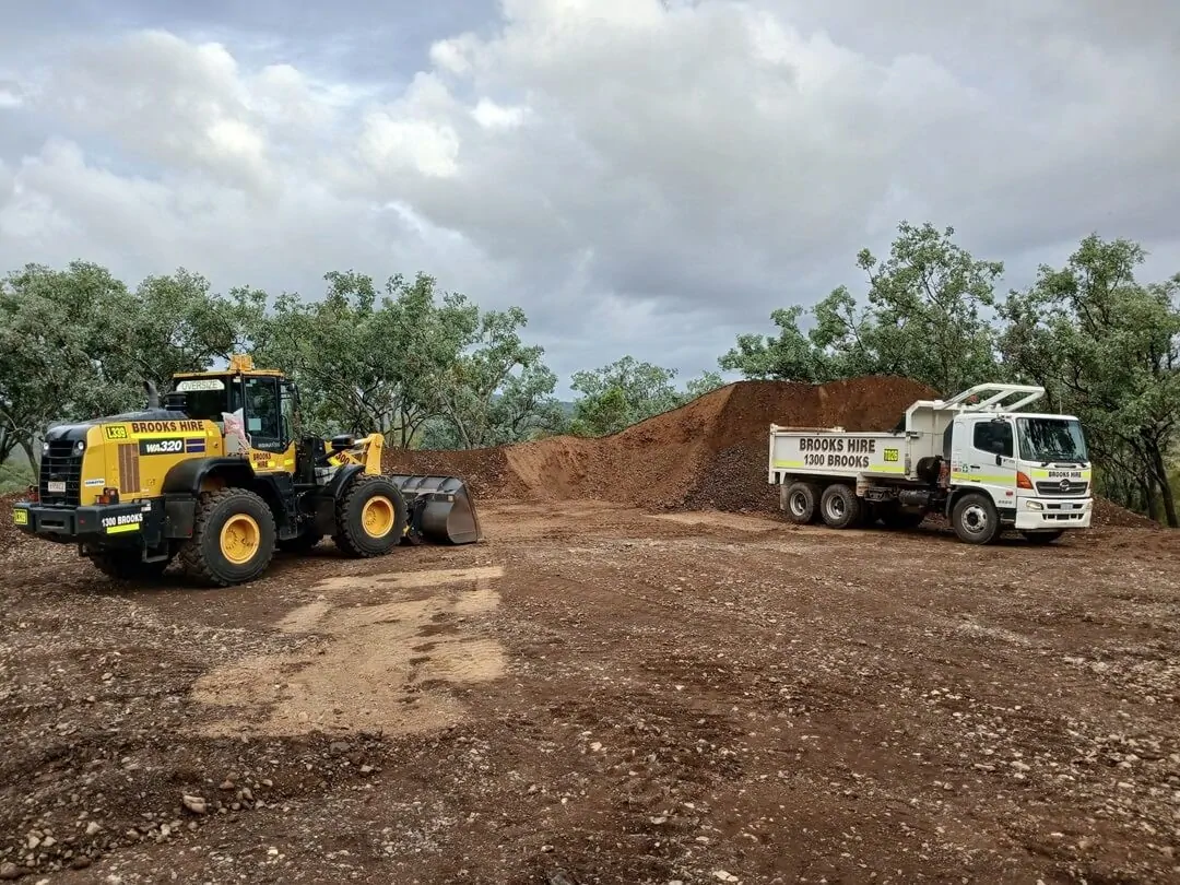heavy earthmoving equipment services